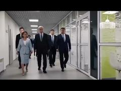 যেখানে গুণমান স্বাস্থ্যবিধি পূরণ করে! রেলের ফ্লোরিং এবং ওয়াল সিস্টেম নিরাপদ কাজাখস্তানের প্রিমিয়ার হাসপাতাল।